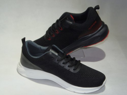 A8342-1 Obuwie sportowe męskie U