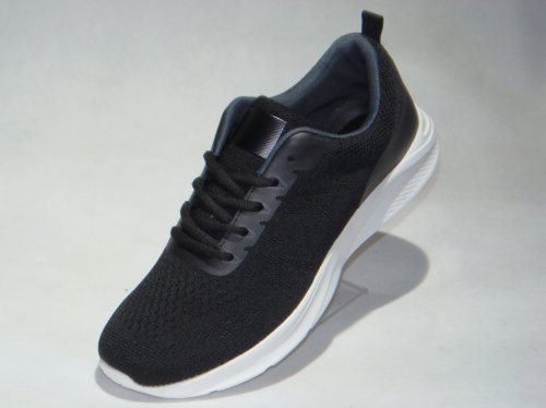 A8342-5 Obuwie sportowe męskie T