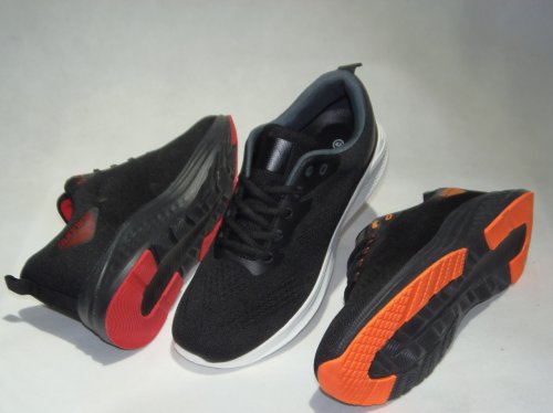 A8341-1 Obuwie sportowe męskie T