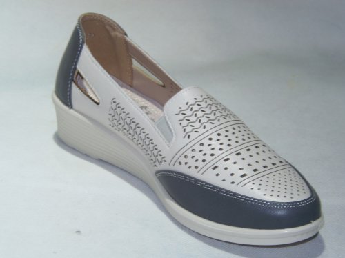 A7406-3 półbuty damskie dziurkowane S