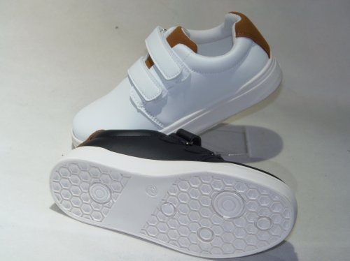 A4532-22 obuwie sportowe S