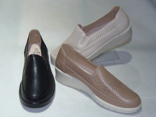 A7422-10 półbuty damskie dziurkowane W