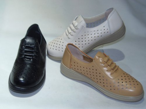 A7449-16 półbuty damskie dziurkowane W