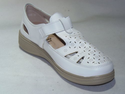 A7448-2 półbuty damskie dziurkowane S