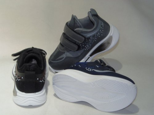 A2817-22 obuwie sportowe S