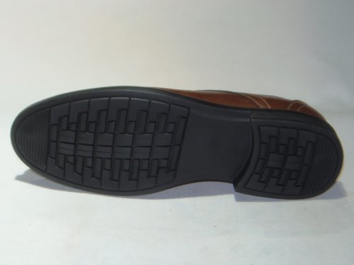 A8167-32 obuwie wyjściowe męskie