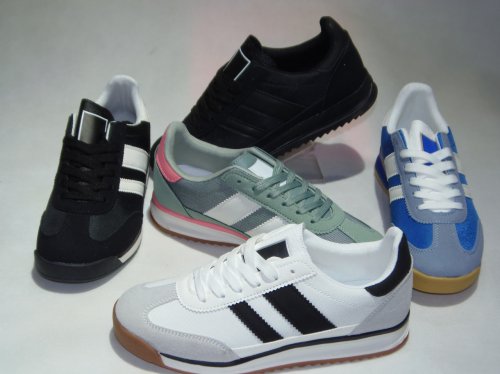 A7476-0 obuwie sportowe młodzieżowe W