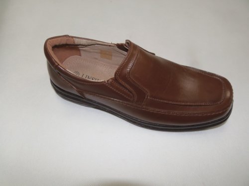 A 8007-8 Półbuty męskie