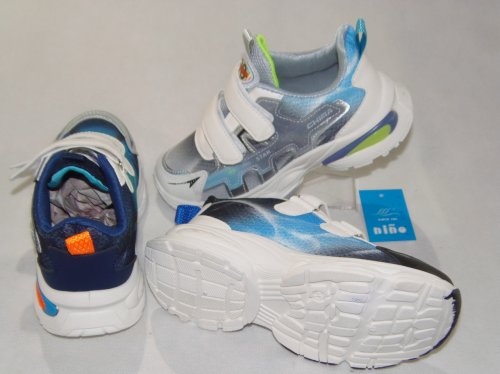 A4411-22 obuwie sportowe S