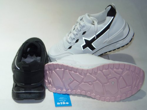 A7189-23 obuwie sportowe damskie R